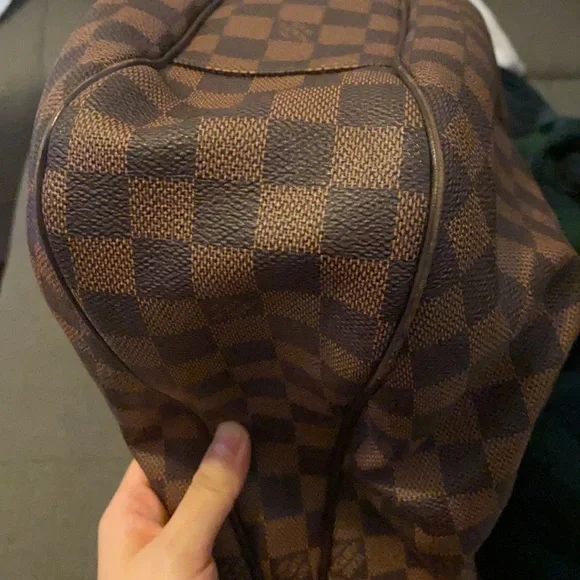 Louis Vuitton Brown Checkered Shoulder Bag - Picture 14 of 16